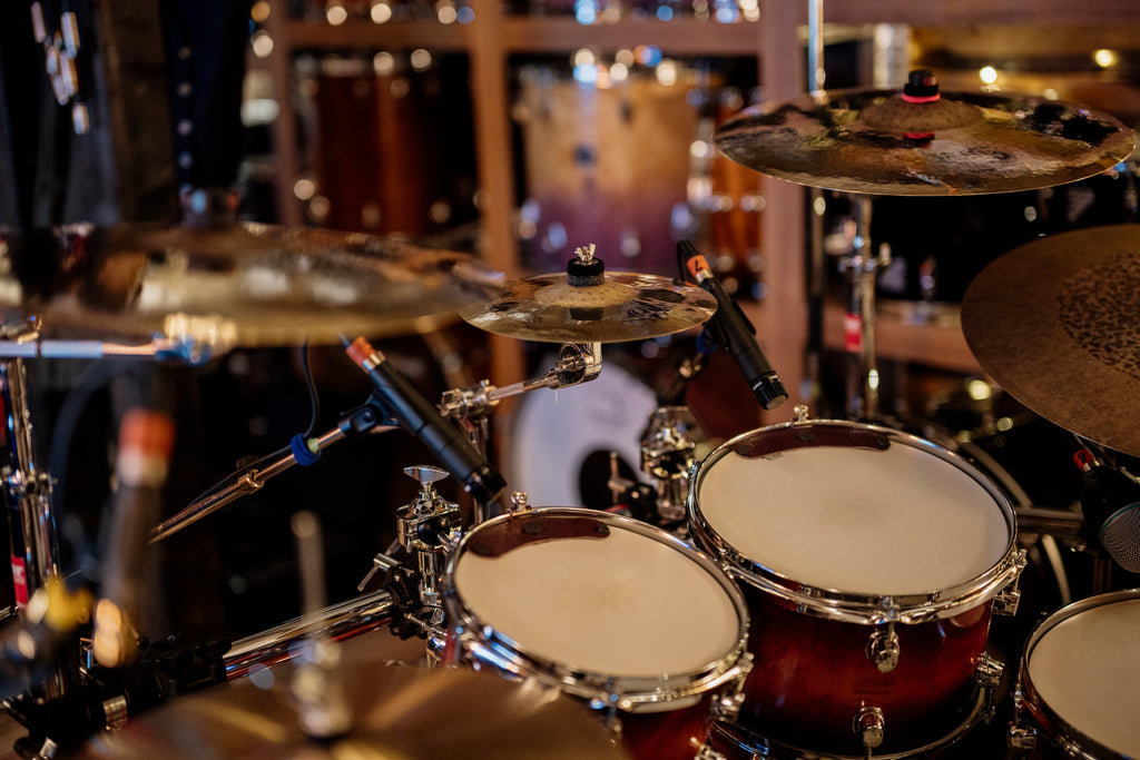 Music production studio for home recording rescue and mixing